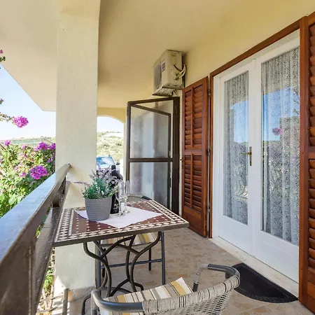 1 Bedroom Gorgeous In Kanica 公寓