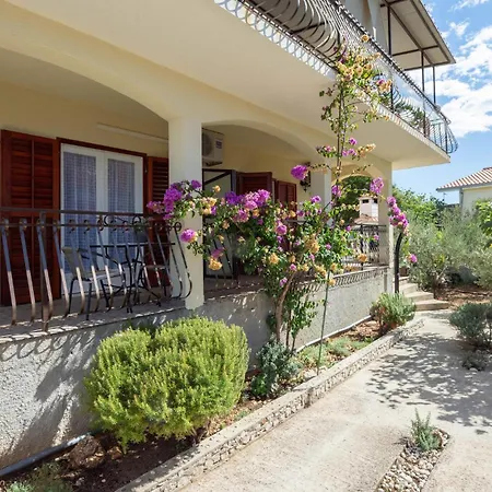 1 Bedroom Gorgeous In Kanica 公寓 *