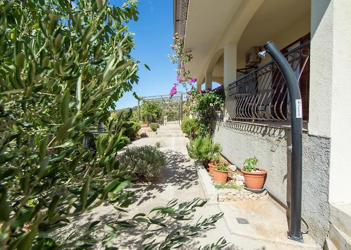 1 Bedroom Gorgeous In Kanica * Šibenik